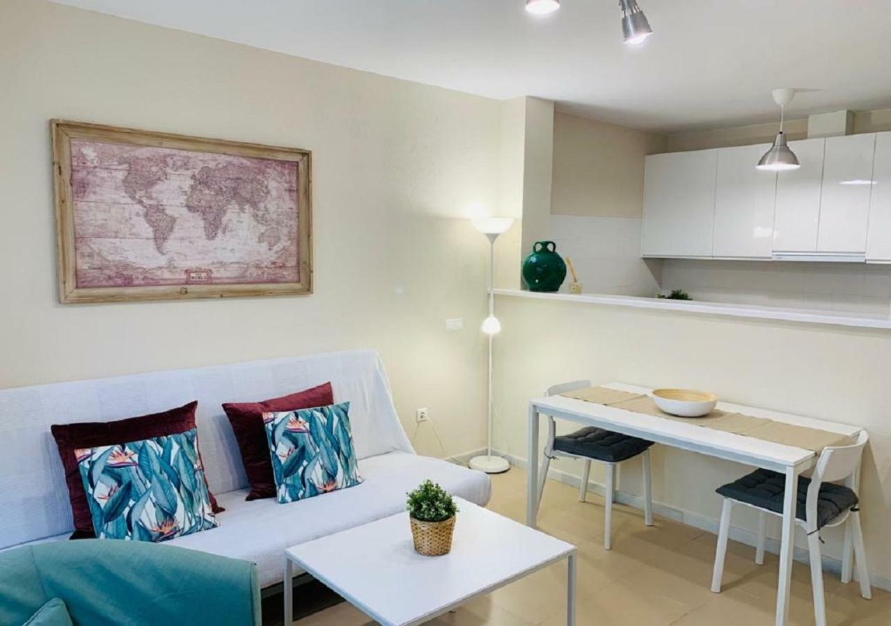 Apartamento Mariposa II コニル・デ・ラ・フロンテラ エクステリア 写真